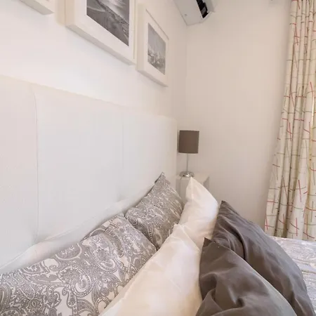 #008 T2 Tenis By Holidays * Αλμπουφέιρα