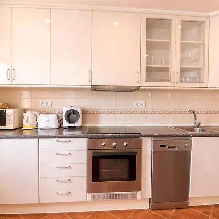 #008 T2 Tenis By Holidays Apartamento